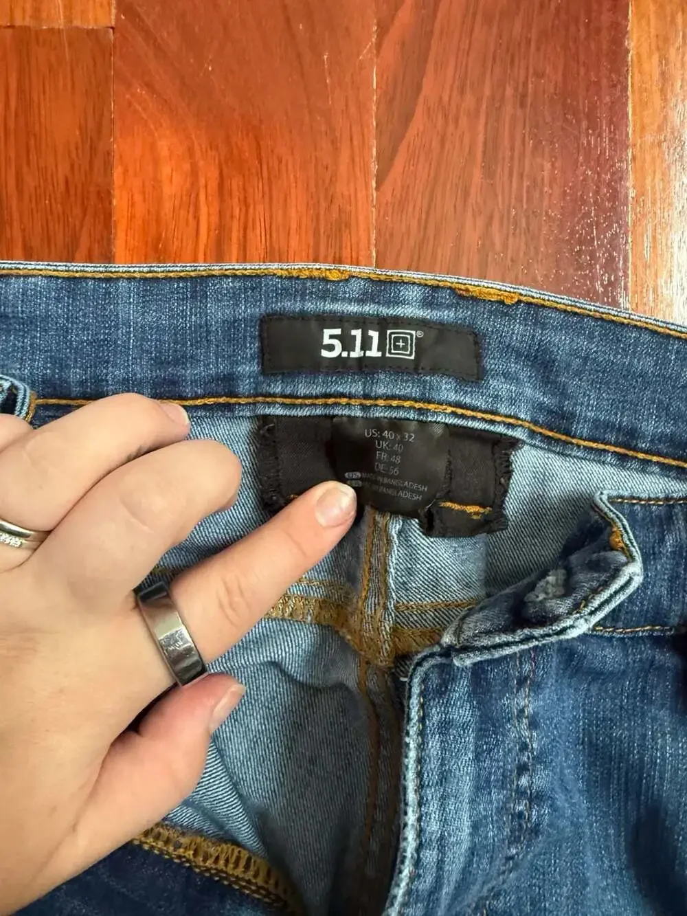 5.11 Tactical Defender-Flex Straight Fit Jeans Size 40x32